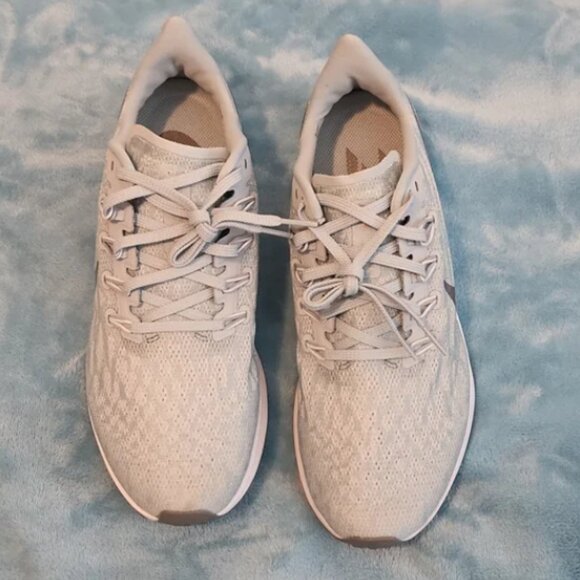 NIKE AIR ZOOM PEGASUS RUNNING SHOES - Picture 2 of 5